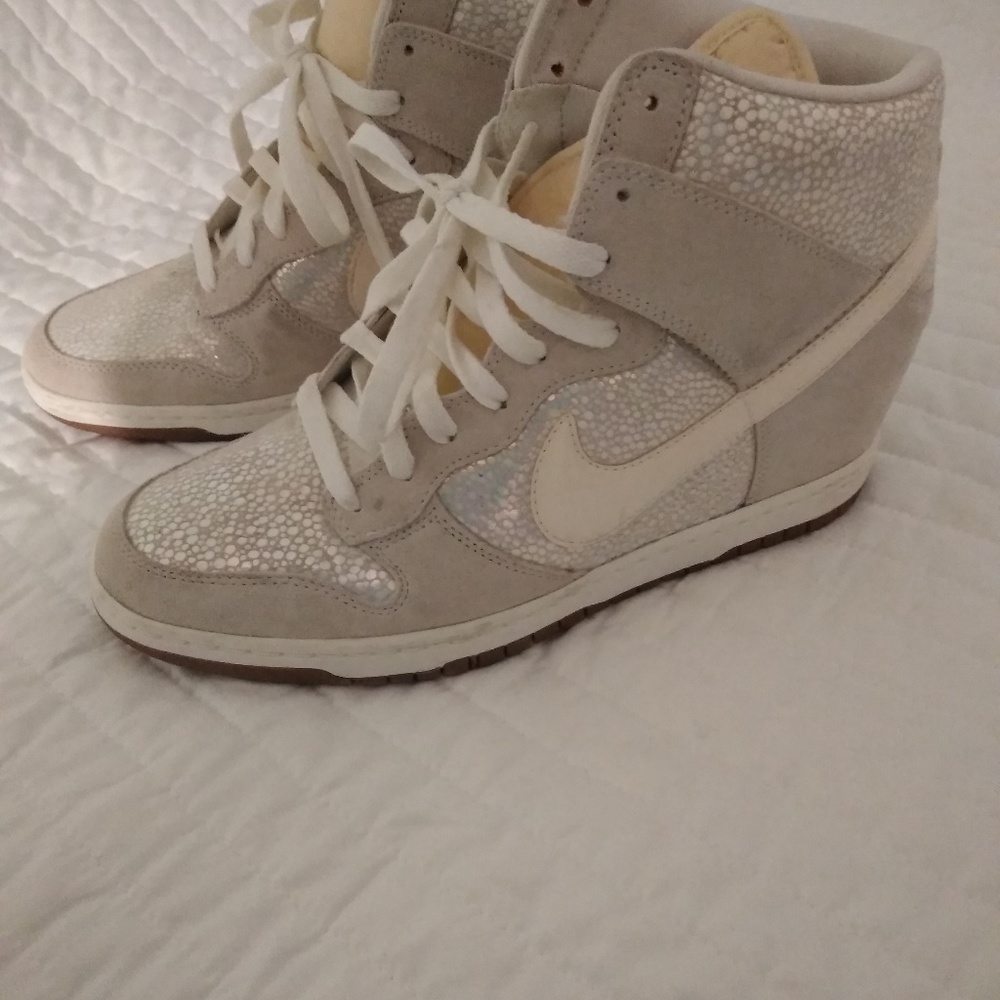 Woman's Nike Wedges